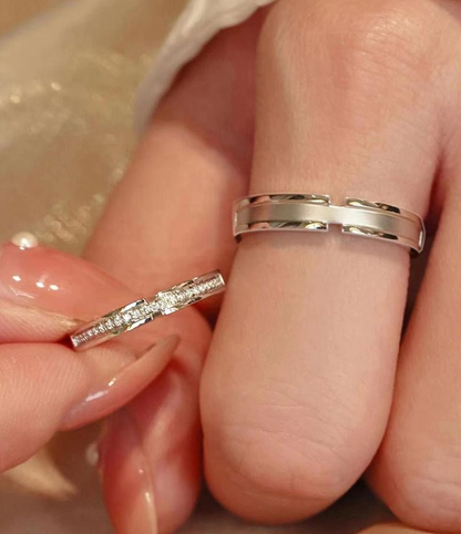 couple ring set – 스털링 실버와 모이사나이트로 제작된 남녀 커플링 세트 이미지