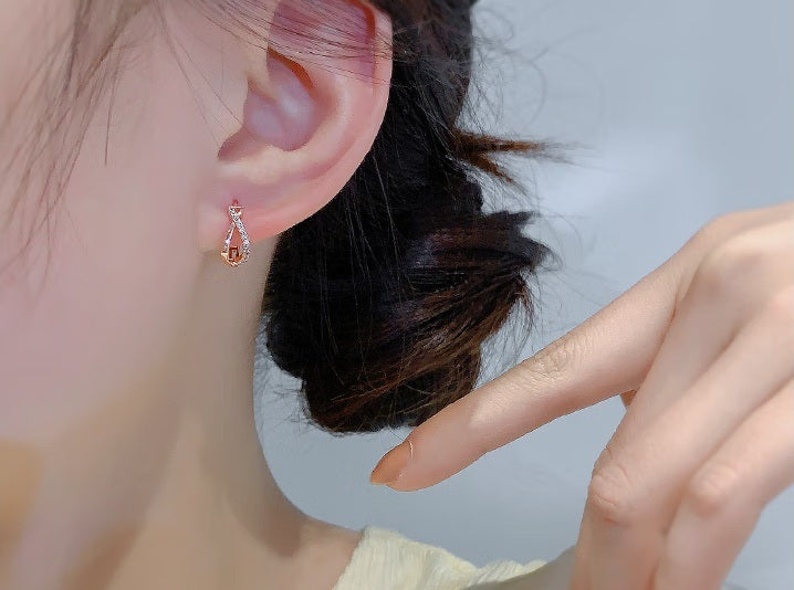 14K Gold Plated Hoop Earrings, Sophisticated Design, Daily Wear, LK05