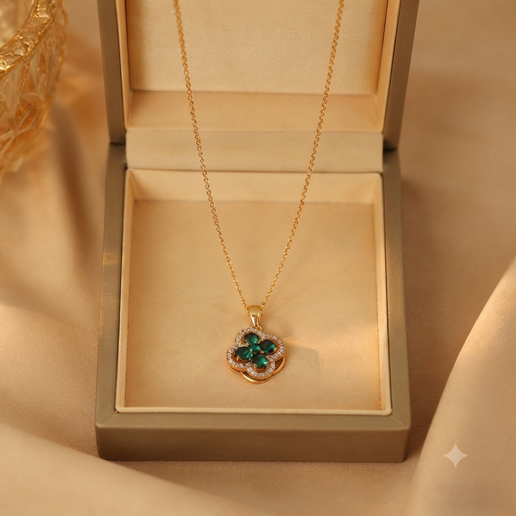 LILY 18K Gold Plated Clover Necklace — Lucky Zirconia Pendant | Gift for Her
